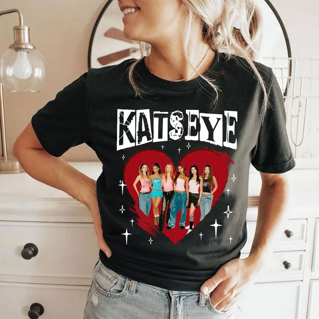 เสื้อยืดลายกราฟิกสไตล์วินเทจ Kpop จากแบรนด์ Katseye สำหรับผู้หญิง