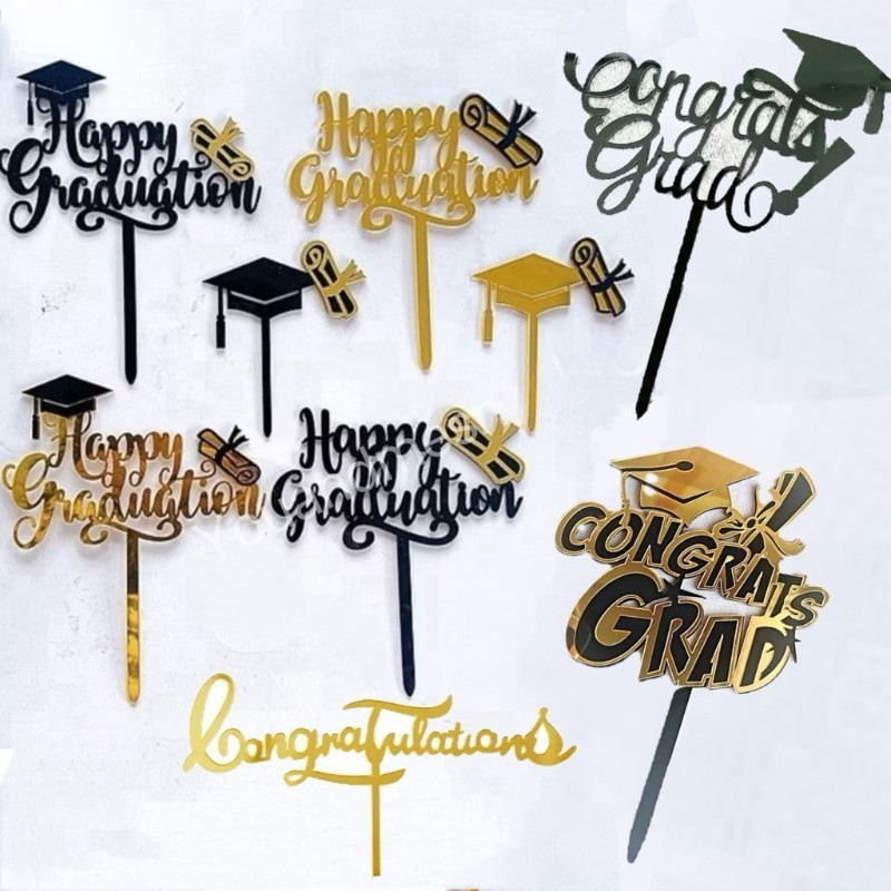 ชุดท็อปเปอร์เค้กจบการศึกษาอะคริลิค: 'การสําเร็จการศึกษามีความสุข' & 'คองกrts สําหรับงานปาร์ตี้ของหวา