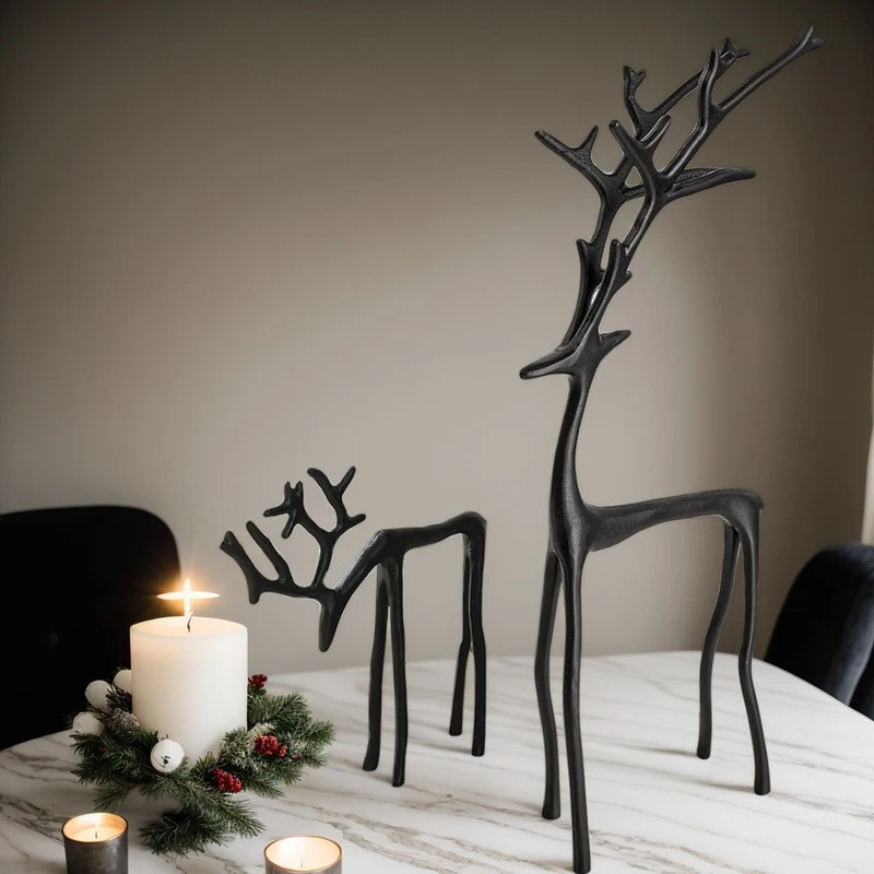 Black Alloy Reindeer รูปปั้นคริสต์มาส Reindeer รูปประติมากรรม Reindeer ประติมากรรมสําหรับห้องนั่งเล่