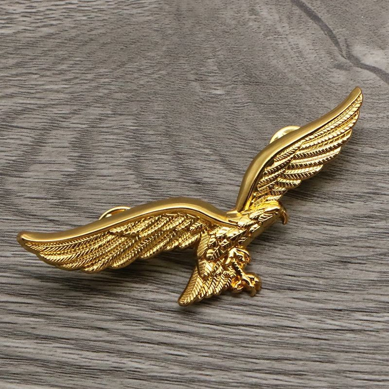 WWIII เยอรมัน Party Badge กองทัพเยอรมัน Flying Empire Eagle Air Force Flying Eagle เข็มกลัดป้าย WWII