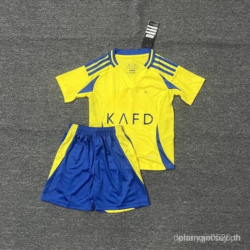 ชุดเด็ก Al-Nassr FC CR7 Home Yellow สำหรับวัยเติบโต