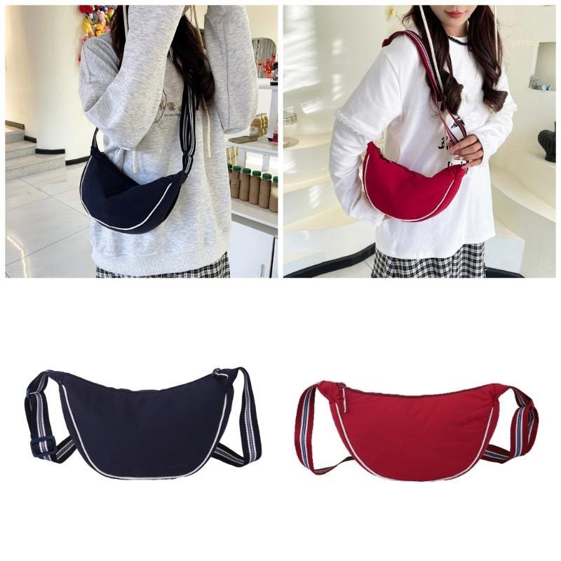 QQ* Crescent Bag Small Slings Crossbody Bag with Half Moon Shape Fashion Slings Bag Moon Bags Slouch