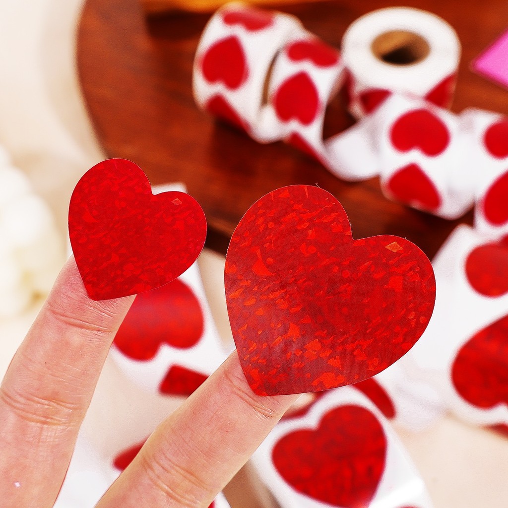 สติกเกอร์หัวใจสีแดงระดับพรีเมียม 500/1000 ชิ้นม้วน,ป้ายกาวกระดาษทนทานพร้อมการสํารองที่แข็งแกร่ง,เปลือกง่ายสําหรับของขวัญวาเลนไทน์ซองจดหมายตกแต่ง - รูปที่ 7