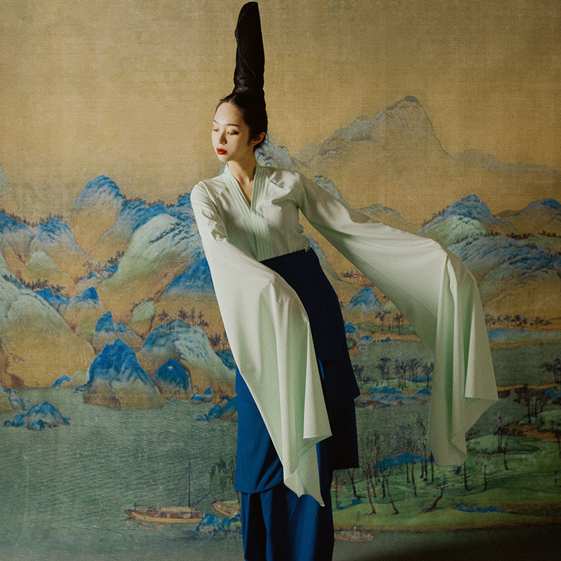 古gong คลาสสิก  青绿  breast breast flore flore florum shirt top steel dance gวีนิพนธ์ละครเฉพาะสําหรับฝ