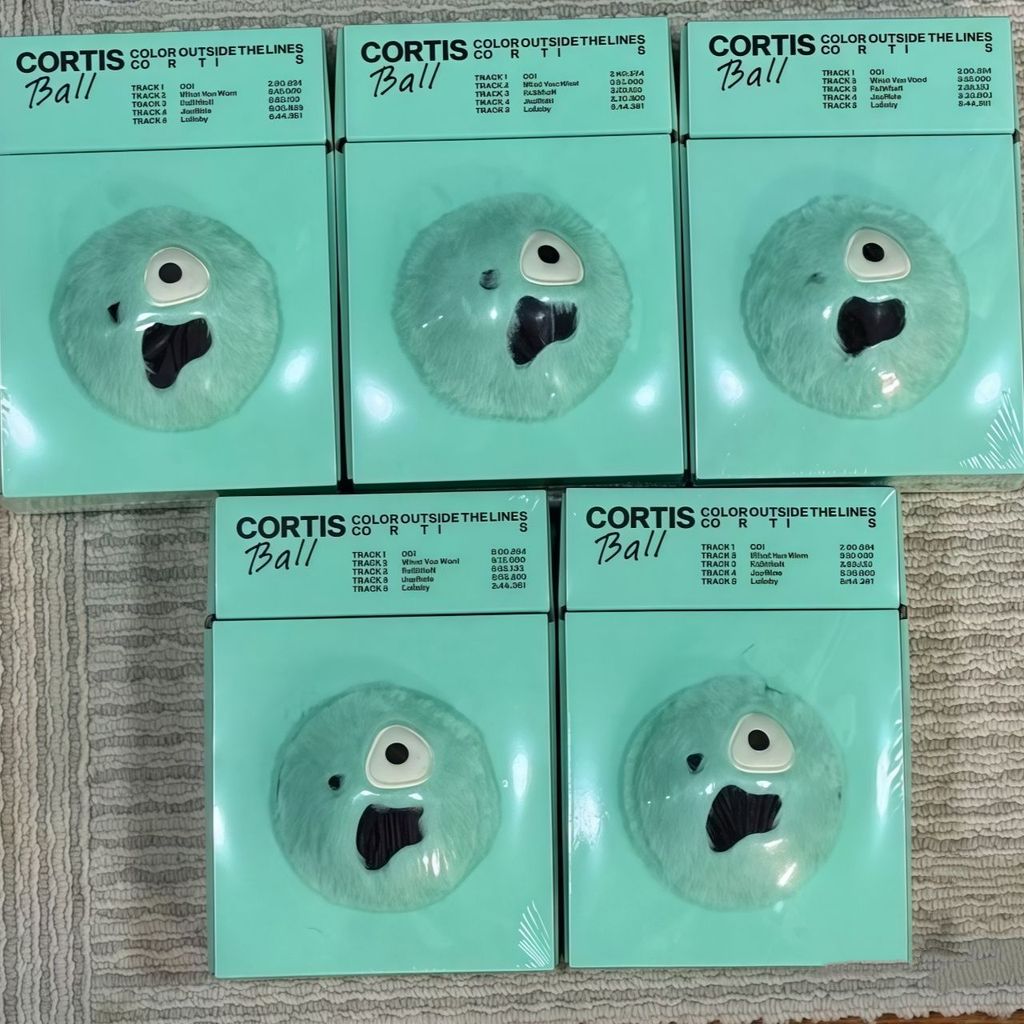 Cortis Baked Hoof Debut Special Cortis ball Version ใหม่เอี่ยมยังไม่ได้เปิด
