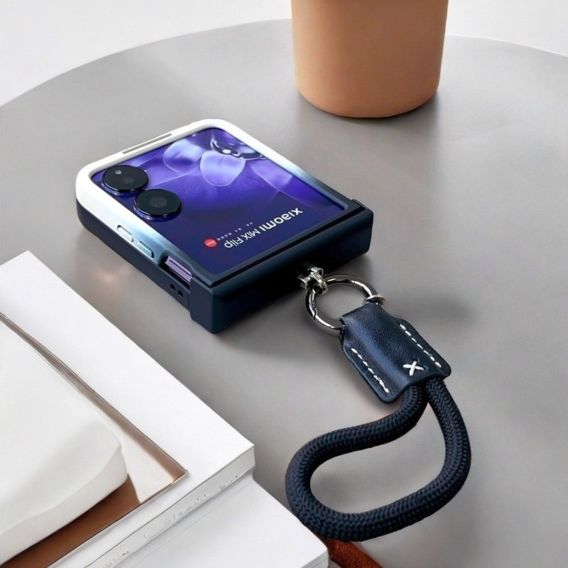 LUKEN สีดําสีขาวGradient สายคล้องบานพับสําหรับ Samsung Galaxy Z Flip 3 4 5 6 7 8 สําหรับ Motorola Razr 50 60 Ultra Xiaomi Mix Flip 2 สําหรับ Oppo ค้นหา N3 N2 Flip