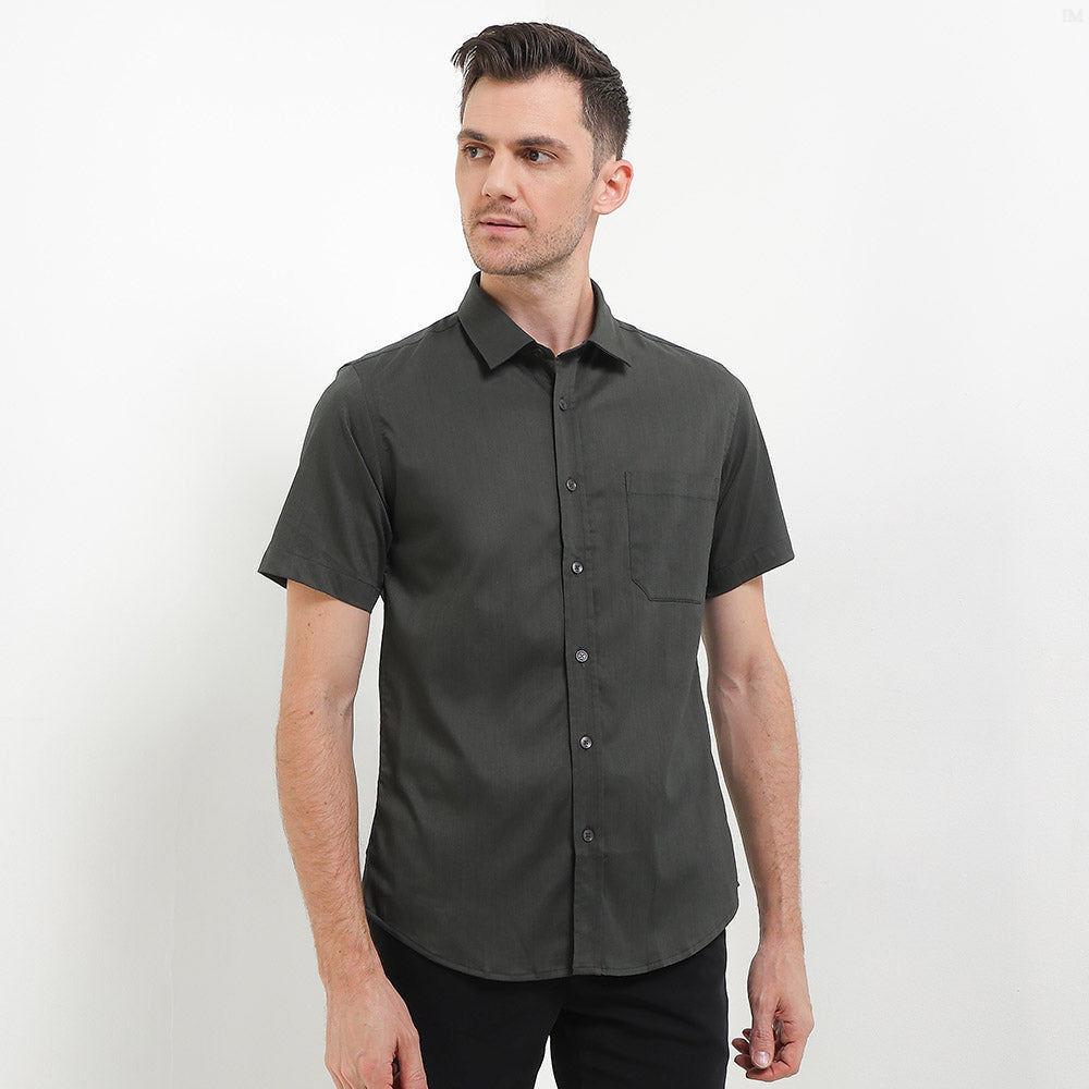 KEMEJA CDL เสื้อเชิ้ตแขนสั้นผู้ชาย Slim Fit I0299P 06H By Cardinal