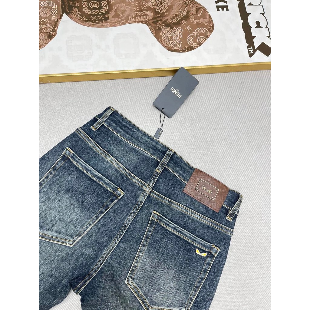 กางเกงยีนส์โลโก้คลาสสิก Fendi Little Monster Eyes Simple Retro Skinny