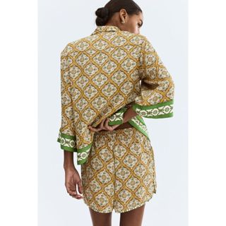 H&M(เอชแอนด์เอ็ม) กางเกงขาสั้นลายพิมพ์ ผู้หญิง 1327081_2