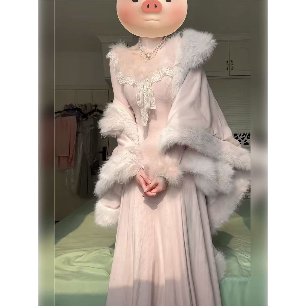 Soft Mist Cream French Daughter Slim-fit Dress + Plush Shawl ฤดูหนาว Retro อารมณ์ลดอายุ All-Match ชุ