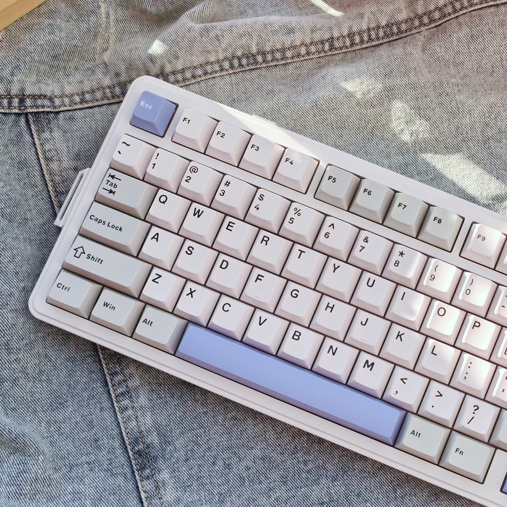 128 คีย์สีขาวสีเทา Double Shot PBT Keycaps โปรไฟล์เชอร์รี่ Custom Keycaps สําหรับคีย์บอร์ดแบบกลไก