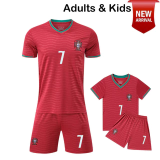 2026ชุดเสื้อฟุตบอลฟุตบอลโลกโปรตุเกสชุดเหย้าcr7เสื้อฟุตบอล+กางเกงขาสั้นชุดเครื่องแบบสําหรับเด็กและผู้ใหญ่