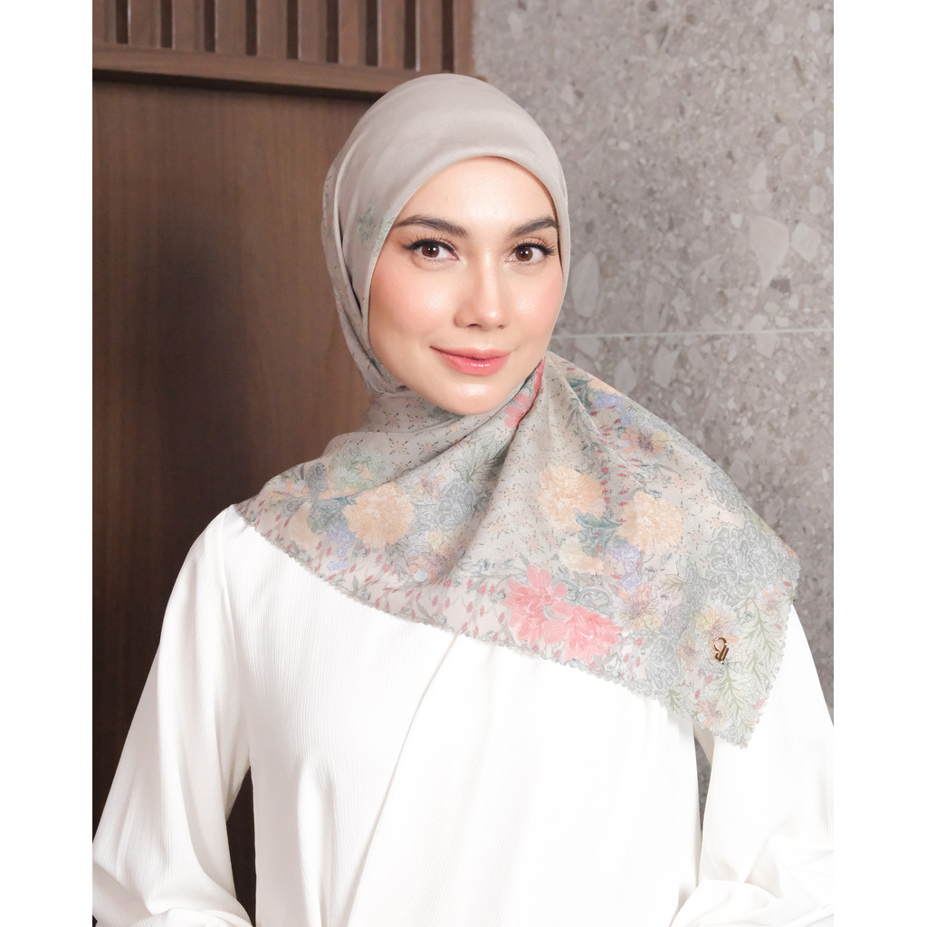 ผ้าพันคอ Muda Official Araya - สีกากี