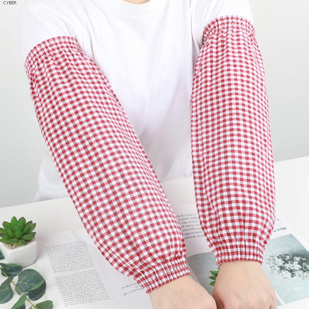 CYBER แขนกัards คอตตอนพิเศษด้านการระบายความร้อน และป้องกันแสงแดด ยืดหยุ่น สวมใส่ง่าย เหมาะสำหรับการข