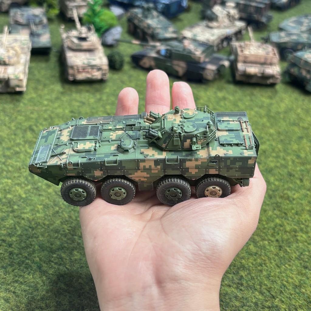 UNISTAR China ZBL-08 ล้อ Infantry Chariot Jungle Tricolor Camouflage Big แปดล้อสําเร็จรูปรุ่น 1/72