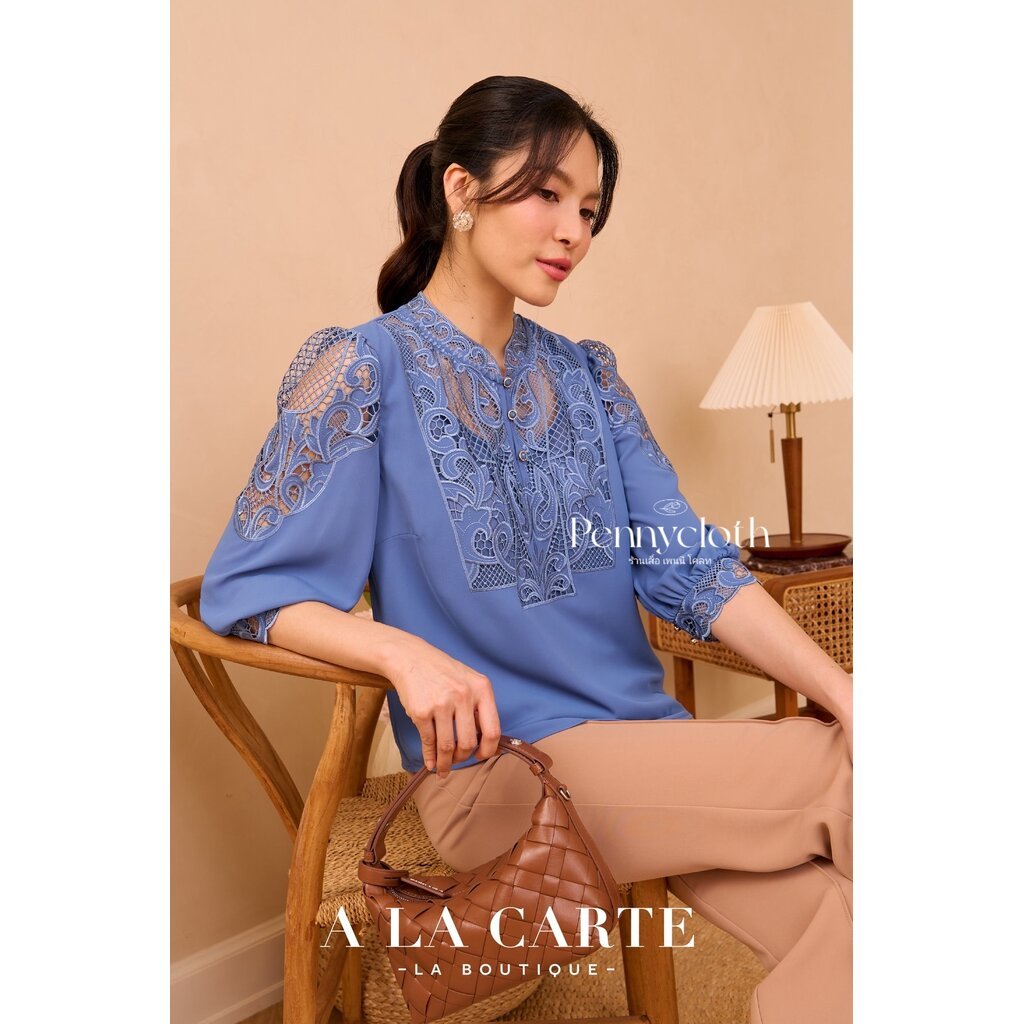 A La Carte รหัส 70045 เสื้อชีฟอง งานปักฉลุทอลูกไม้ คอจีนมีกระดุม มีซับใน แขน 3 ส่วน ผ้าเนื้อเย็นใส่สบาย - รูปที่ 3