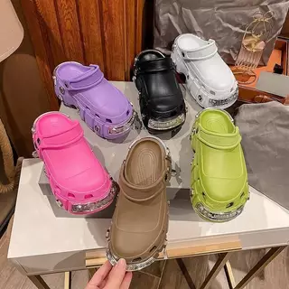 🍓EnJoy🍓 พร้อมส่ง (TO-2350-2) รองเท้าหัวโต แต่งอะไหล่ สีสันสดใสสูง9cm ใส่ไปเที่ยวทำงานได้ พื้นนุ่มใส่สบาย