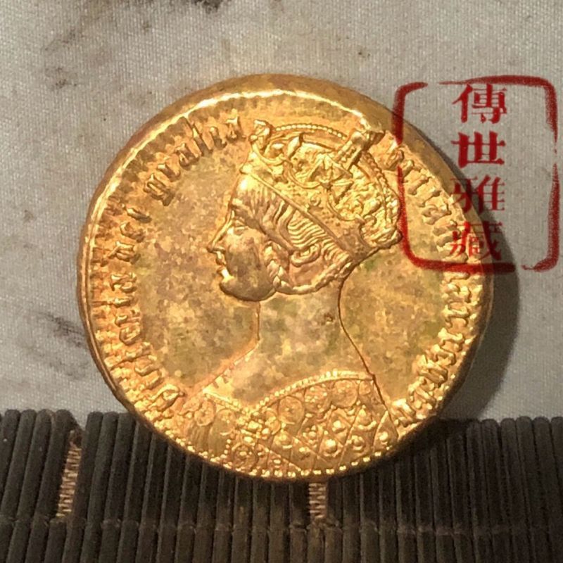 3.16 Readystock Antique Gold Coin ต่างประเทศ Victoria Queen Gold Cake Gilt Coin Object Collection