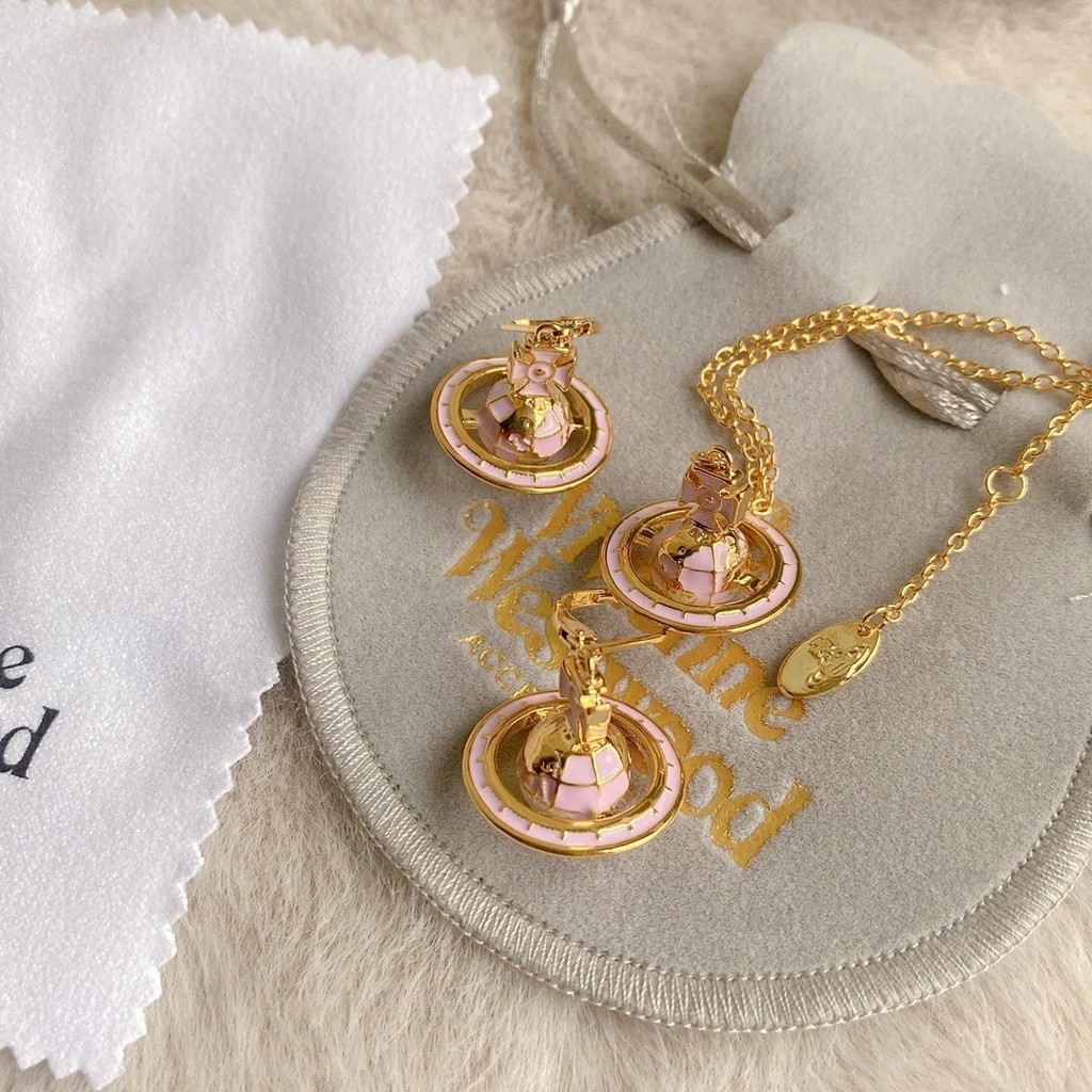 Western Queen Paint Globe UFO สร้อยคอผู้หญิง Galileo สามมิติ Saturn rb ที่ไม่ซ้ํากัน Clavicle Chain 