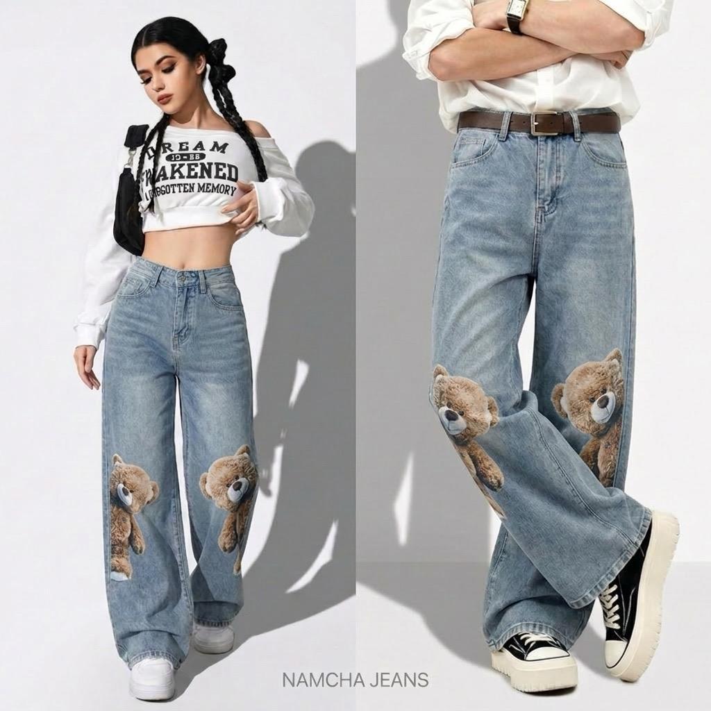 XIRA JEANS  กางเกงยีนส์ทรงกระบอกกลาง กางเกงยีนส์ทรงกระบอกกลางเอวสูง  สียีนส์นัว สกรีนลายน้องหมี 7701