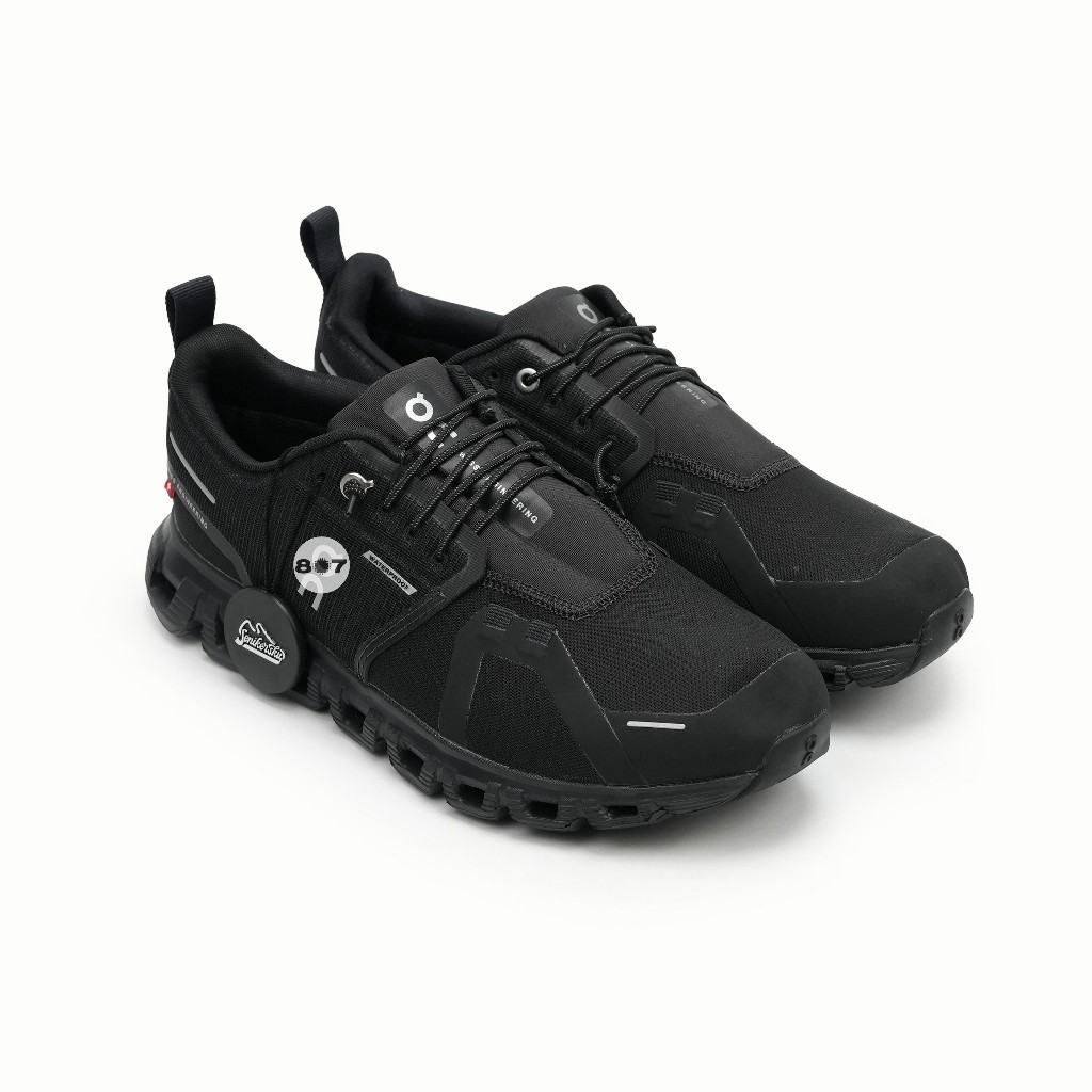 [G] Cloud 6 Waterproof All Black Women EFP8