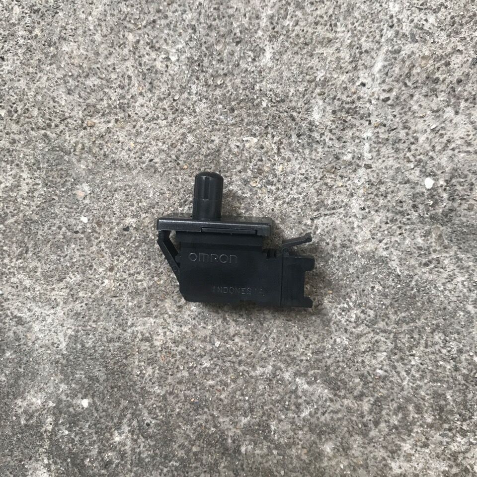 สวิตช์นิรภัยเครื่องซักผ้า Panasonic อะไหล่แท้