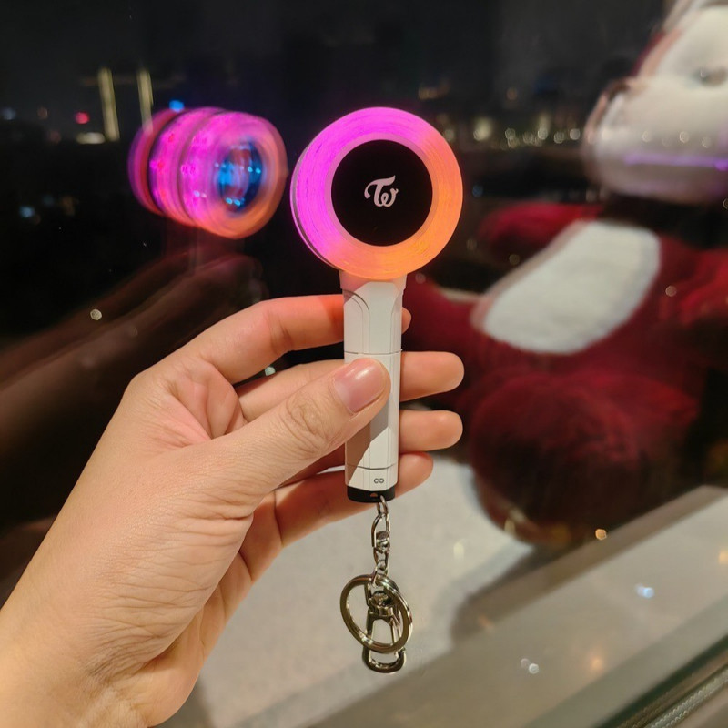 Kpop Idol TWICE Mini Lightstick พวงกุญแจ CADYBONG Z Glow Stick พวงกุญแจจี้ของขวัญ