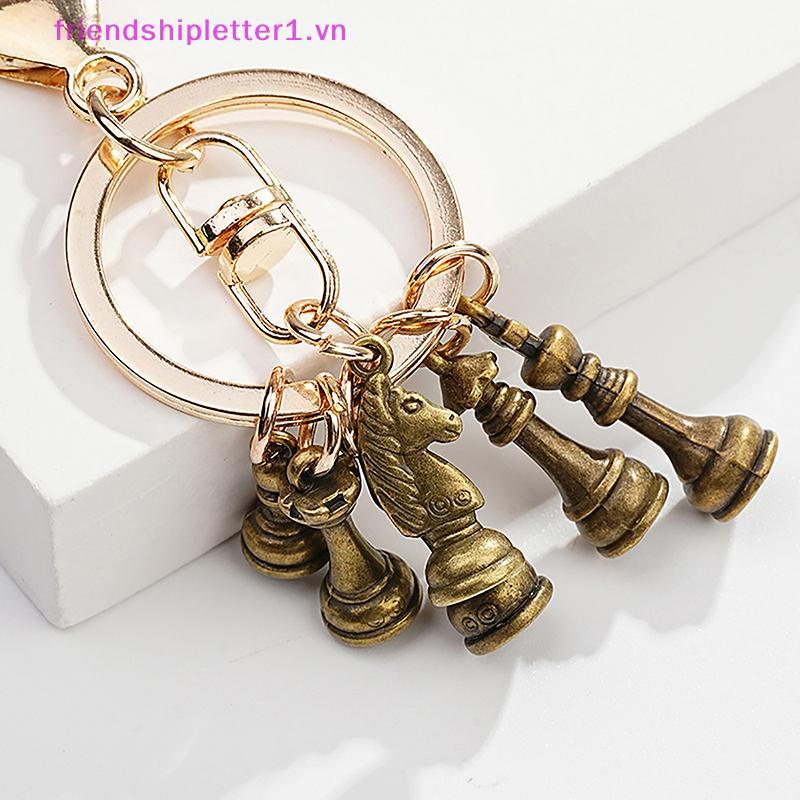 { FH Fashion } Fashion Chess Keychain กระดานหมากรุก พวงกุญแจรถ .