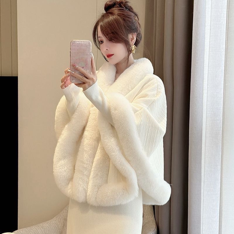 【Double Fleece】New Cape Coat Cheongsam Style Winter Wear Ladies Outerwear Fleece Lining Soft Cloak C