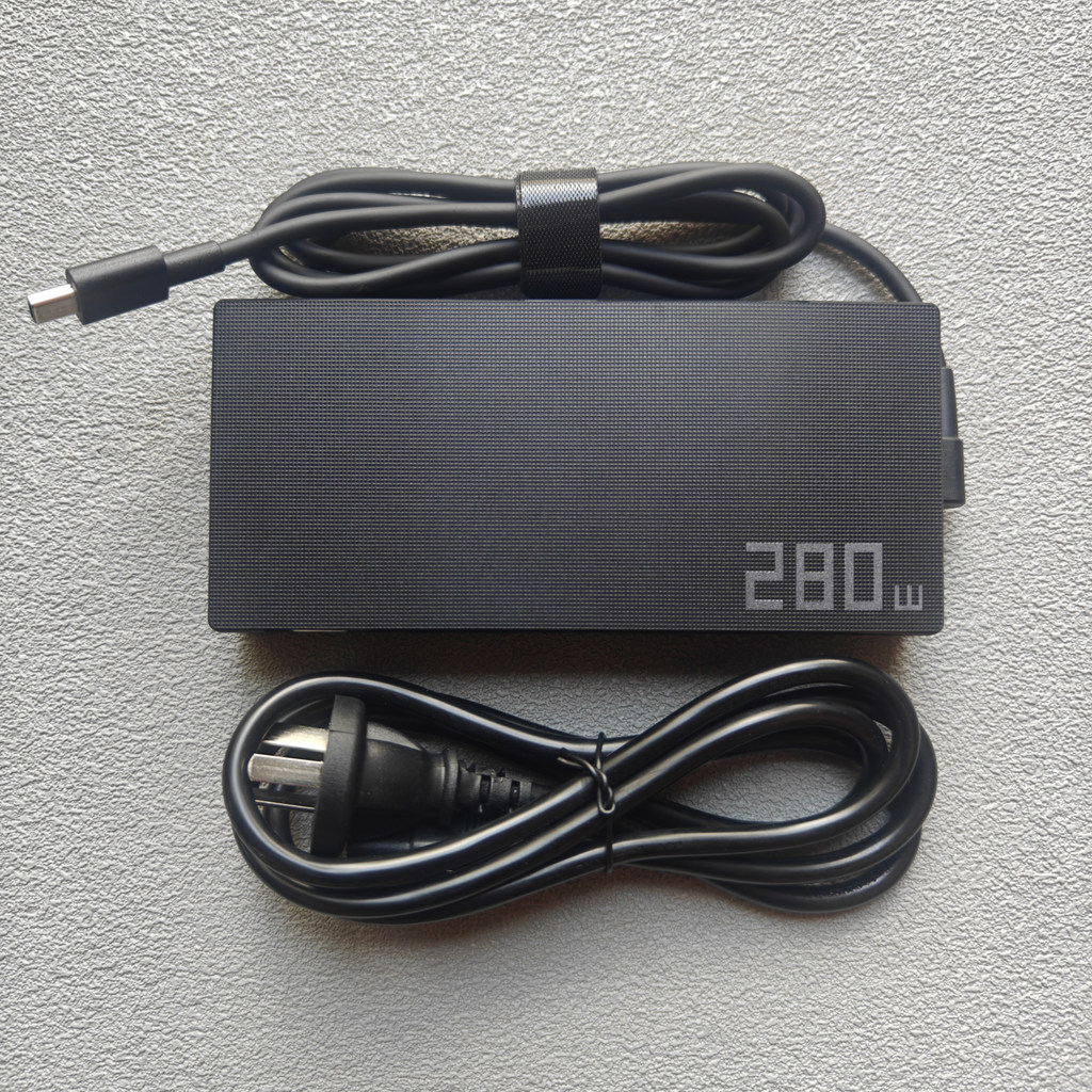 Asus ROG Strix G16 (2025) G615LP G615JPR G815LP G615JM AC Power 20V 14A 280W Charger สี่เหลี่ยมผืนผ้