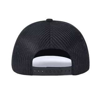 Trucker Hat สีดำและขาว วัสดุ.Mesh ระบายอากาศได้ดี เหมาะสำหรับกิจกรรมกลางแจ้งและฤดูร้อน