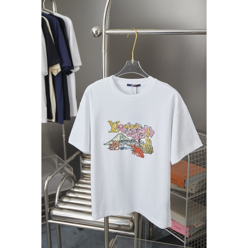 LO% UIS VU & ITTON/L @ V2026 Star คลาสสิกรอบคอแขนสั้นเสื้อยืดผู้ชายผู้หญิงหลวมสบาย Breathable สไตล์ใ