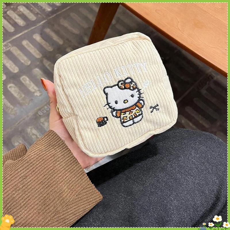 [JL] Hello Kitty กระเป๋าถือดีไซน์การ์ตูนปัก Corduroy สำหรับเก็บของใช้และเครื่องสำอาง