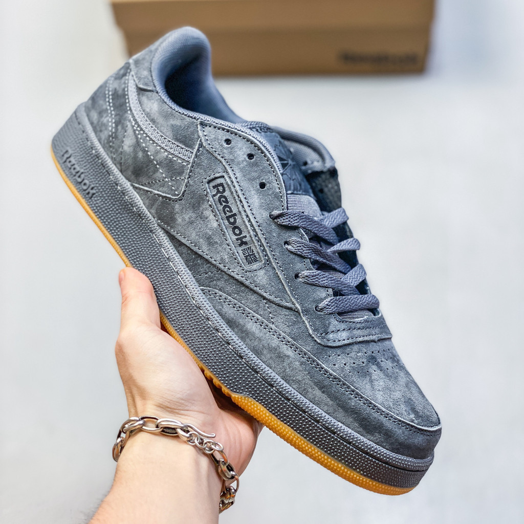 Reebok Club C85 รองเท้าผ้าใบลําลองสําหรับบุรุษแฟชั่นสไตล์ใหม่