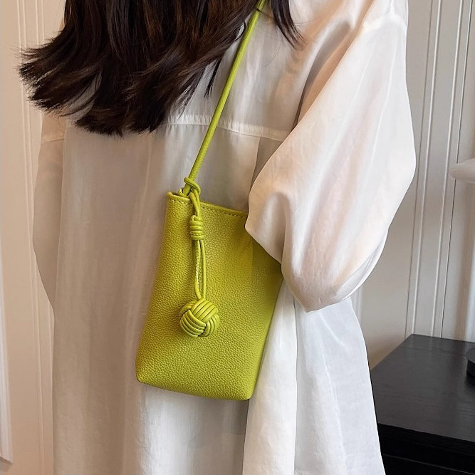 กระเป๋าโทรศัพท์มือถือที่กำหนดเองเทรนด์กระเป๋าสะพายขนาดเล็กกระเป๋าสะพายใหม่กระเป๋าสะพายขนาดเล็ก, กระเป๋าแฟชั่นเอียง