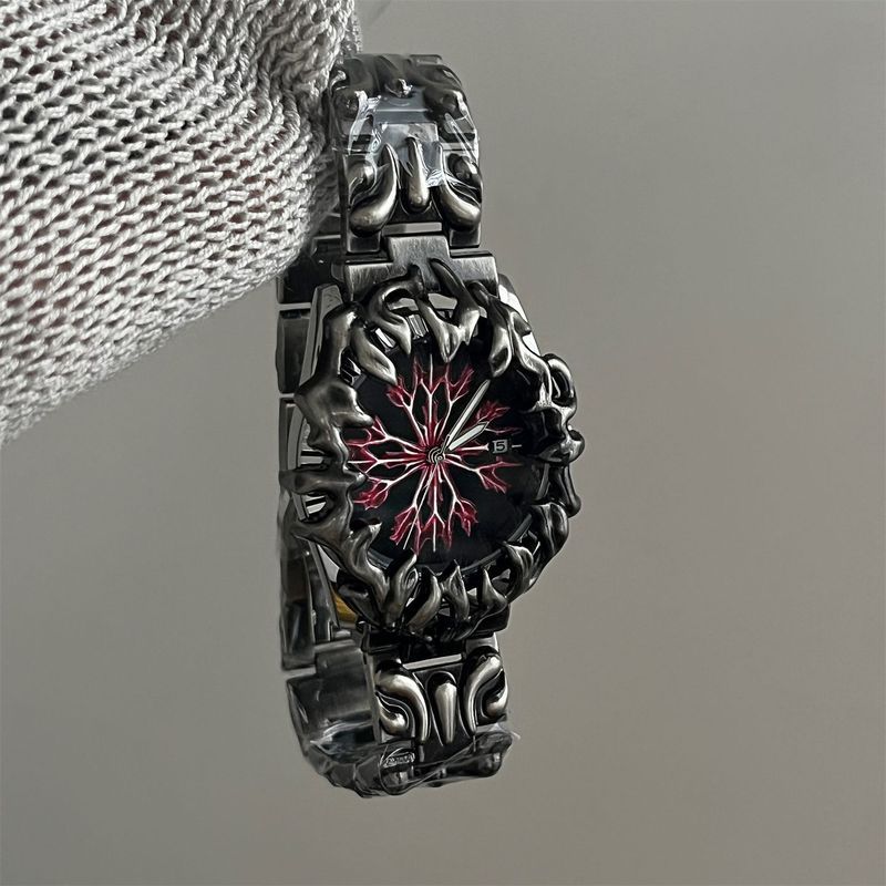 千禧年异形手表复古alabaster爪子恶魔之眼风y2k个性浮雕男表260315Millennium Alien Watch Retro Alabaster Claw Devil's Eye Styl