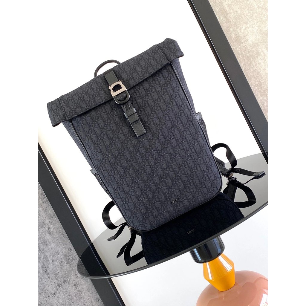กระเป๋าเป้สะพายหลัง DIOR 8 Roll-Top Is 2025 Spring Mens Clothing Series สินค้าใหม่, Fashion Practica