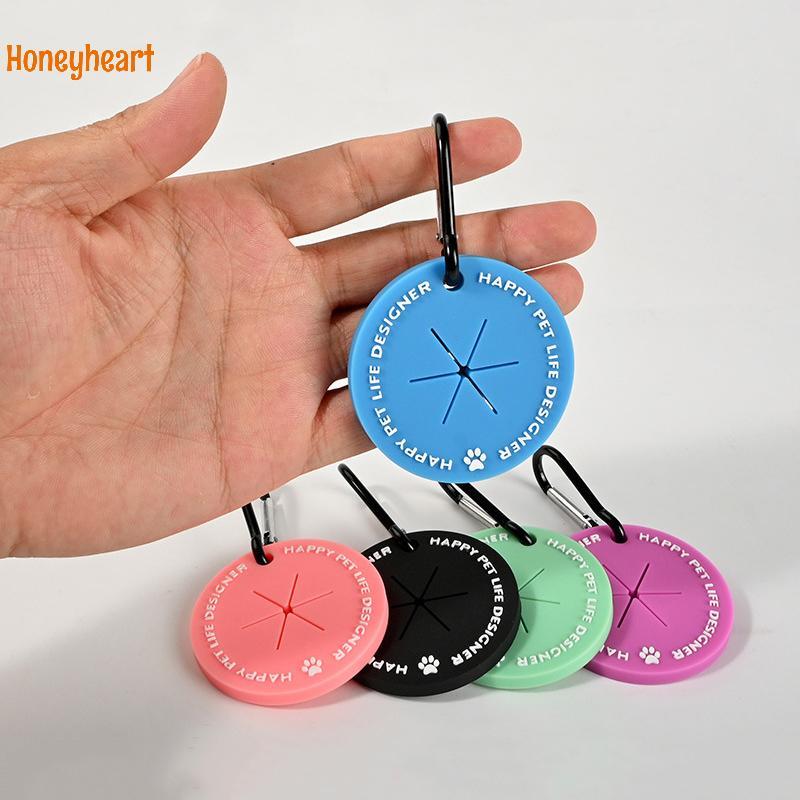 <Honeyheart> ที่วางกระเป๋ามูลสุนัขที่ใส่ถุงขยะพร้อมคลิปคาราบิเนอร์เครื่องจ่ายถุงขยะสัตว์เลี้ยงสําหรับอุปกรณ์เสริมเดินสุนัข - รูปที่ 2