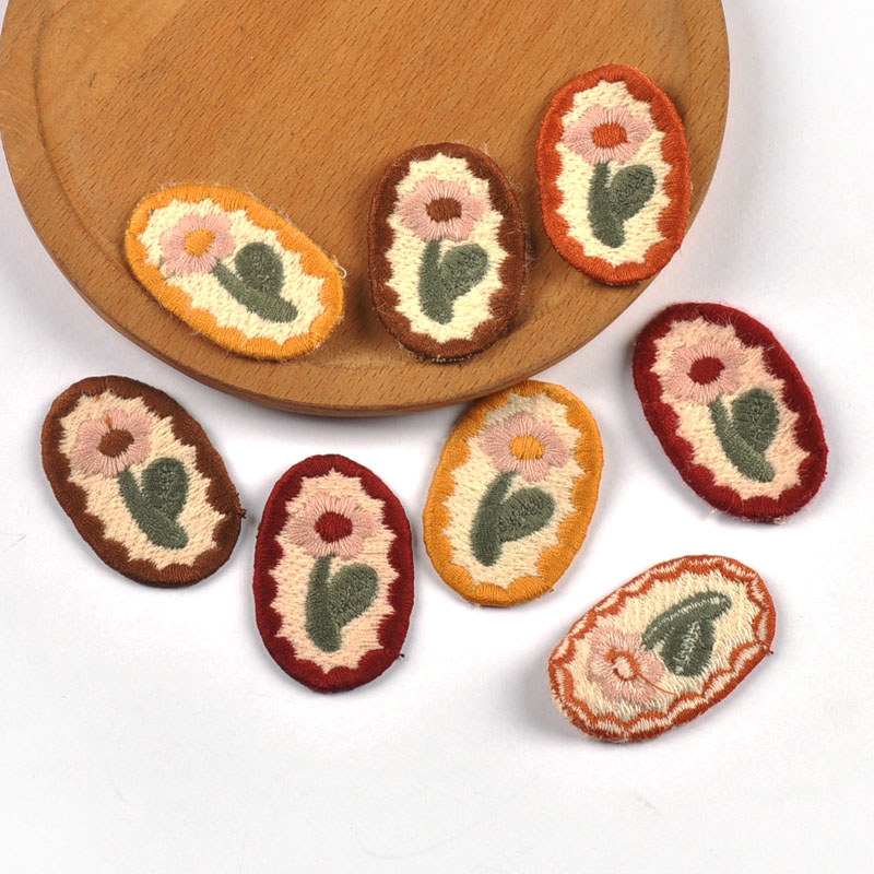 แพทช์ปัก Tulip ขนาด 4.6x3 ซม. สีหลากหลายสำหรับงานฝีมือ DIY