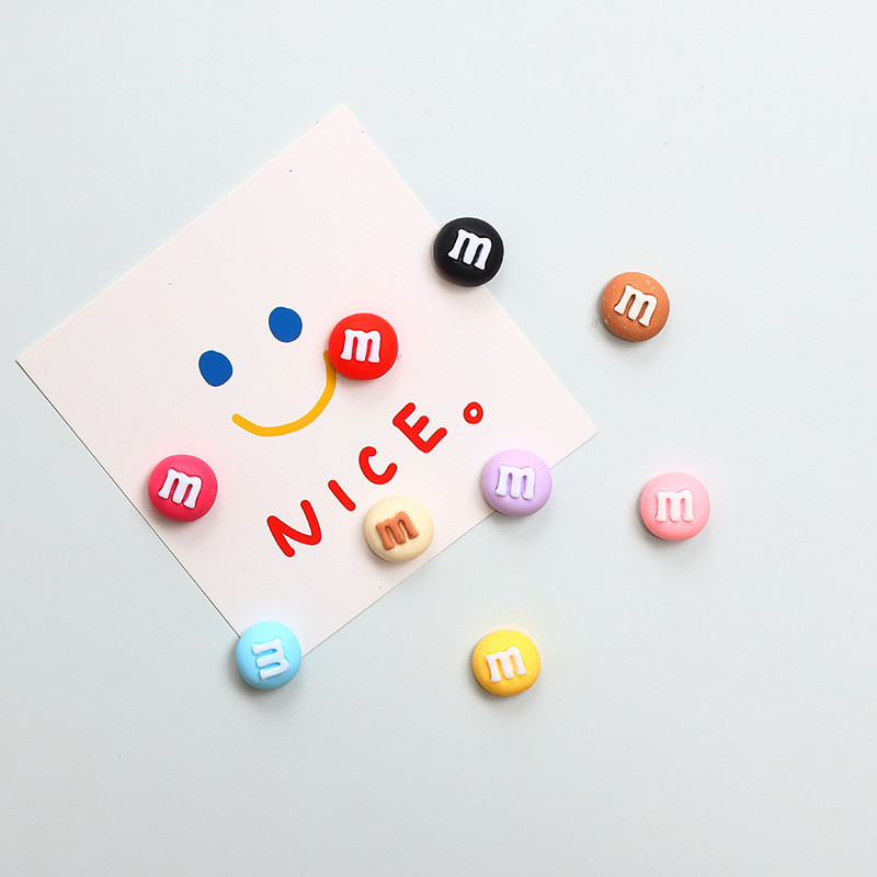 น่ารักพาสเทล Macaron Letter เรซิ่นแม่เหล็ก Pin แม่เหล็กติดตู้เย็นสําหรับกระดานดําไวท์บอร์ด Office Home School Decor ของขวัญ