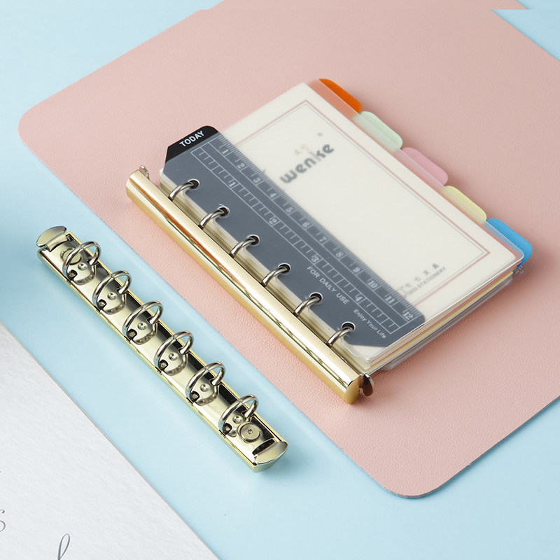 [พร้อมตัวผูกแผ่นหลังโลหะ] 6-Ring A7 Binder อิสระใช้หัวเข็มขัดที่ถอดออกได้ O-Shaped Binding Clip