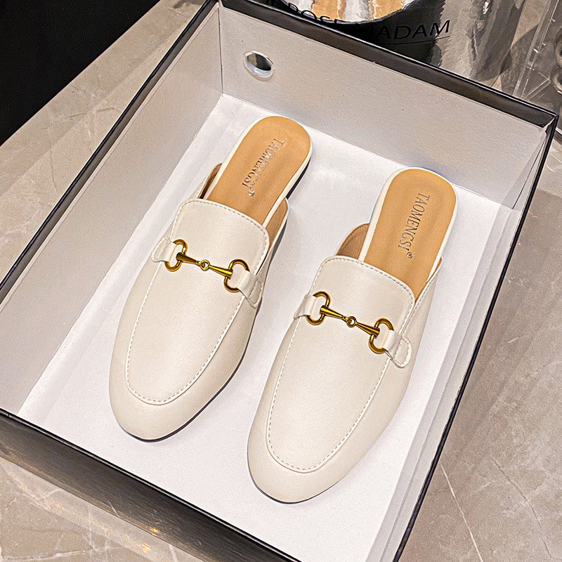 111-A1 Huidong Yixin Dakasi Wine Party Horsebit แบน Baotou Muller รองเท้าแตะผู้หญิงครึ่งรองเท้าแตะสว