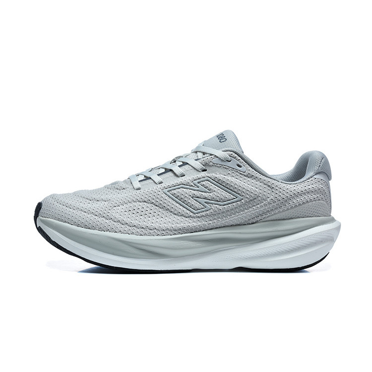 New Balance 1080V15 รองเท้าวิ่งสบายและระบายอากาศดี