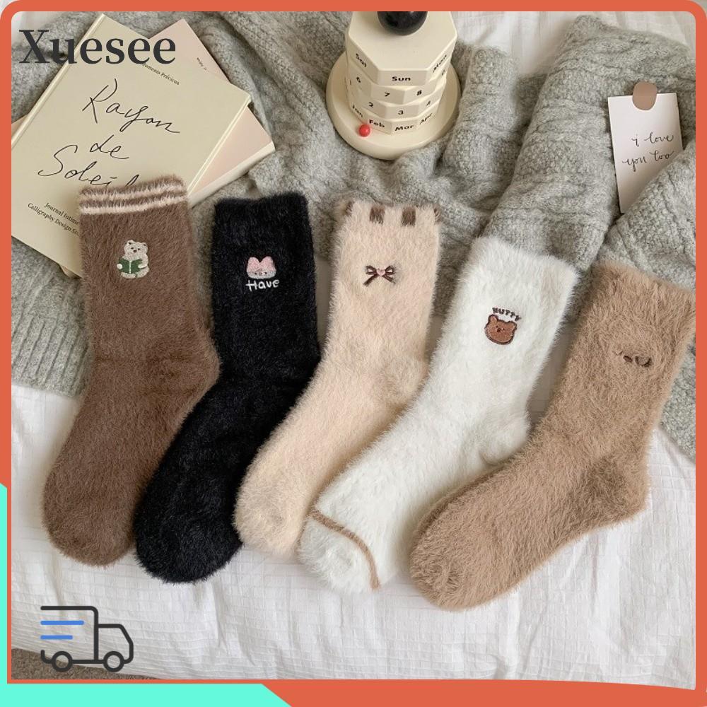 ซูซี ถุงเท้าแบบตุ๊กตา พื้นเรียบ ขนแกะเทียมกันลื่น ออกแบบการ์ตูน อุ่นสำหรับฤดูหนาว