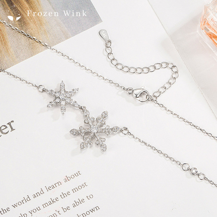 MNL💗สร้อยคอ Frozen Wink สร้อยคอจี้เกล็ดหิมะ เกาหลี เครื่องประดับผู้หญิง แฟชั่นเงินแท้ ไม่ลอกดำ มินิม