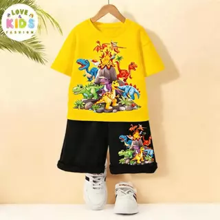 ชุดเด็กชายสนุกๆ ลายไดโนเสาร์หลายสายพันธุ์รอบภูเขาไฟ | เสื้อ+กางเกงขาสั้น ใส่สบาย คุณภาพดี | Dinosaur Volcano Adventure S