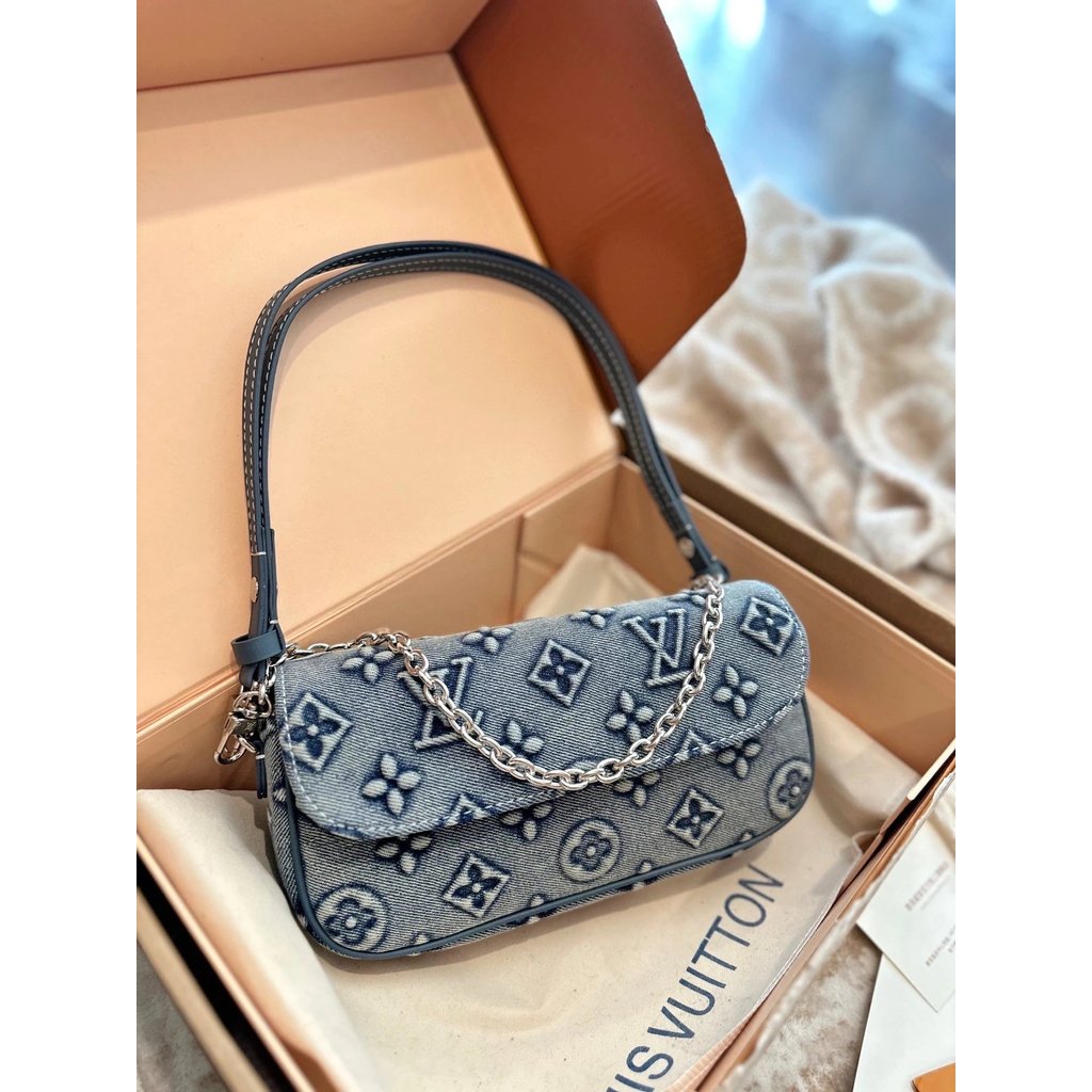 Louis Vuitton Daily Premium Generous Shoulder Bag Underarm Bag Mahjong Bag