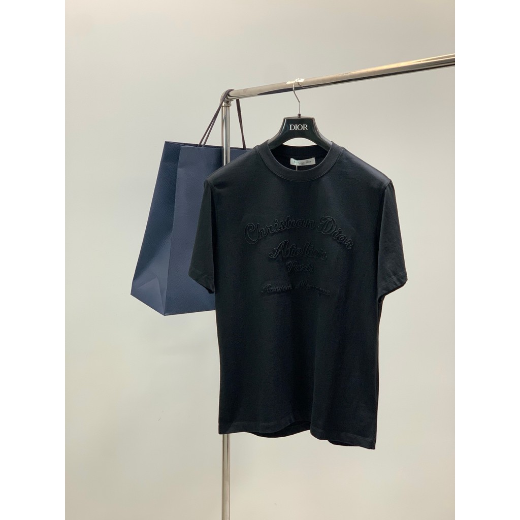 เสื้อยืด Dior สำหรับผู้ชายและผู้หญิง พิมพ์ลายรอบคอกันเหงื่อ ในสไตล์ Punk Street พร้อมความหรูหราแบบ H