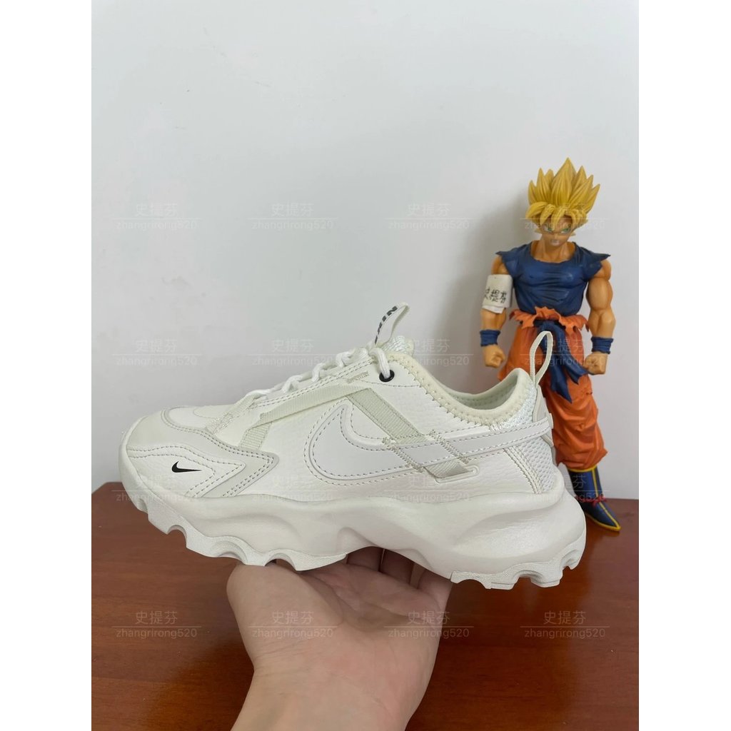 7900 รองเท้าผู้หญิง tc สุดยอด