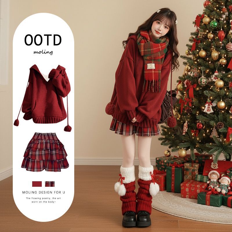 เดรสสีแดงลายคริ스ตมาสและปีใหม่ แบบกระโปรงฟู มีฮoodie ขนาดใหญ่